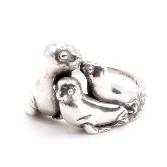 Contemporary Modern Sterling Silver Sea Lions Mom & Pups Ring - Picture 10 of 12